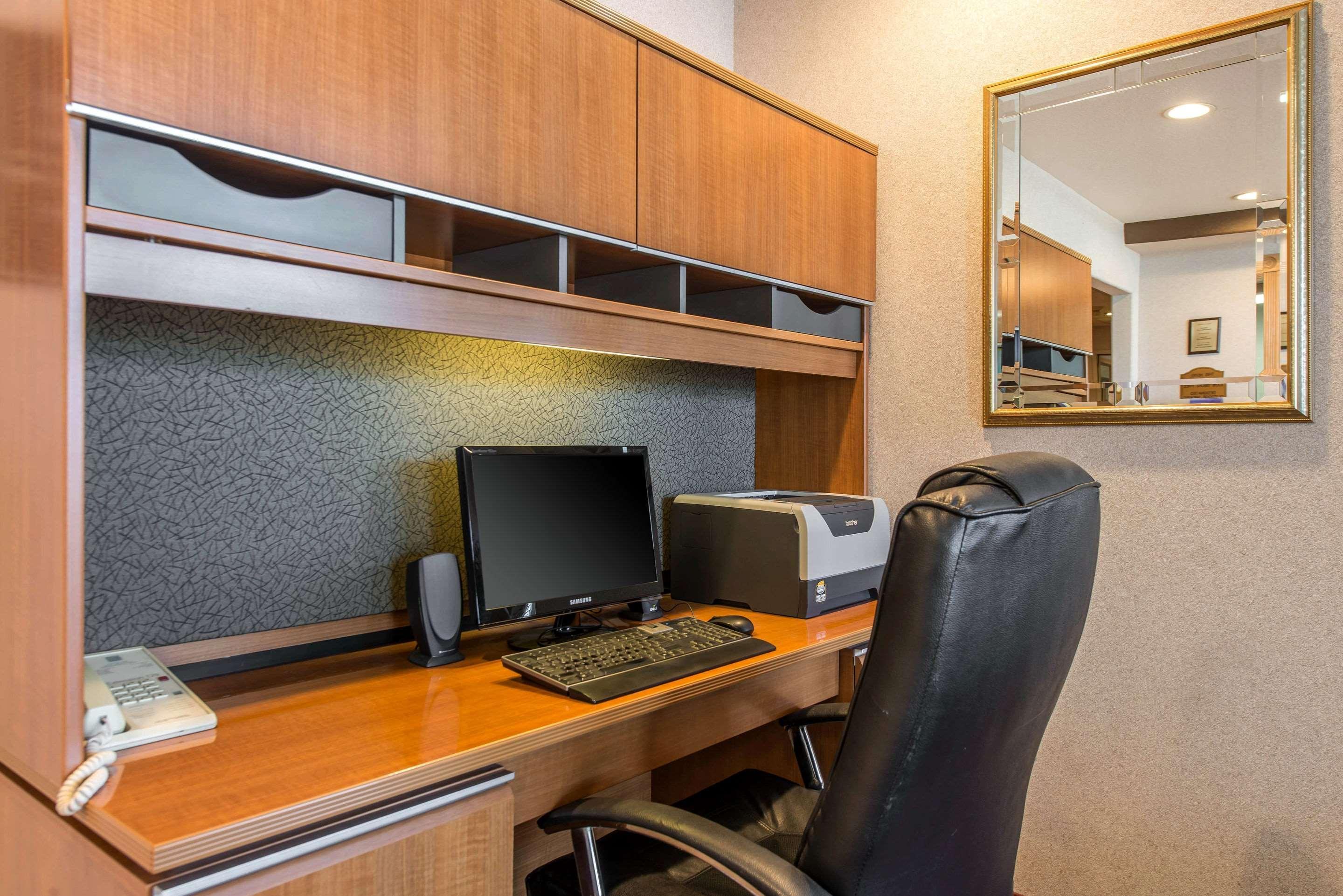 Quality Inn Burlington Exterior foto